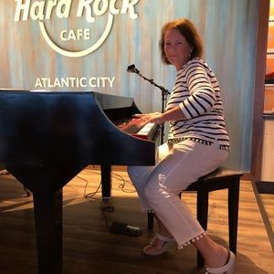 Meet your Posher, Jane